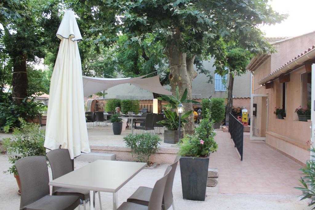 Le Clos Des Acacias Signes Exterior photo