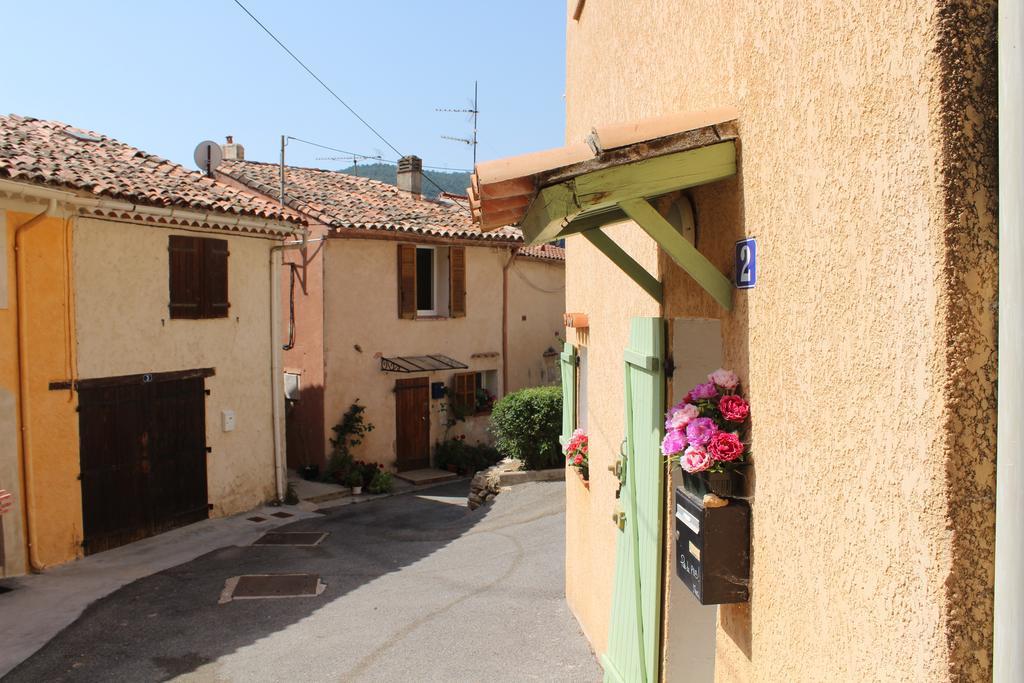 Le Clos Des Acacias Signes Exterior photo