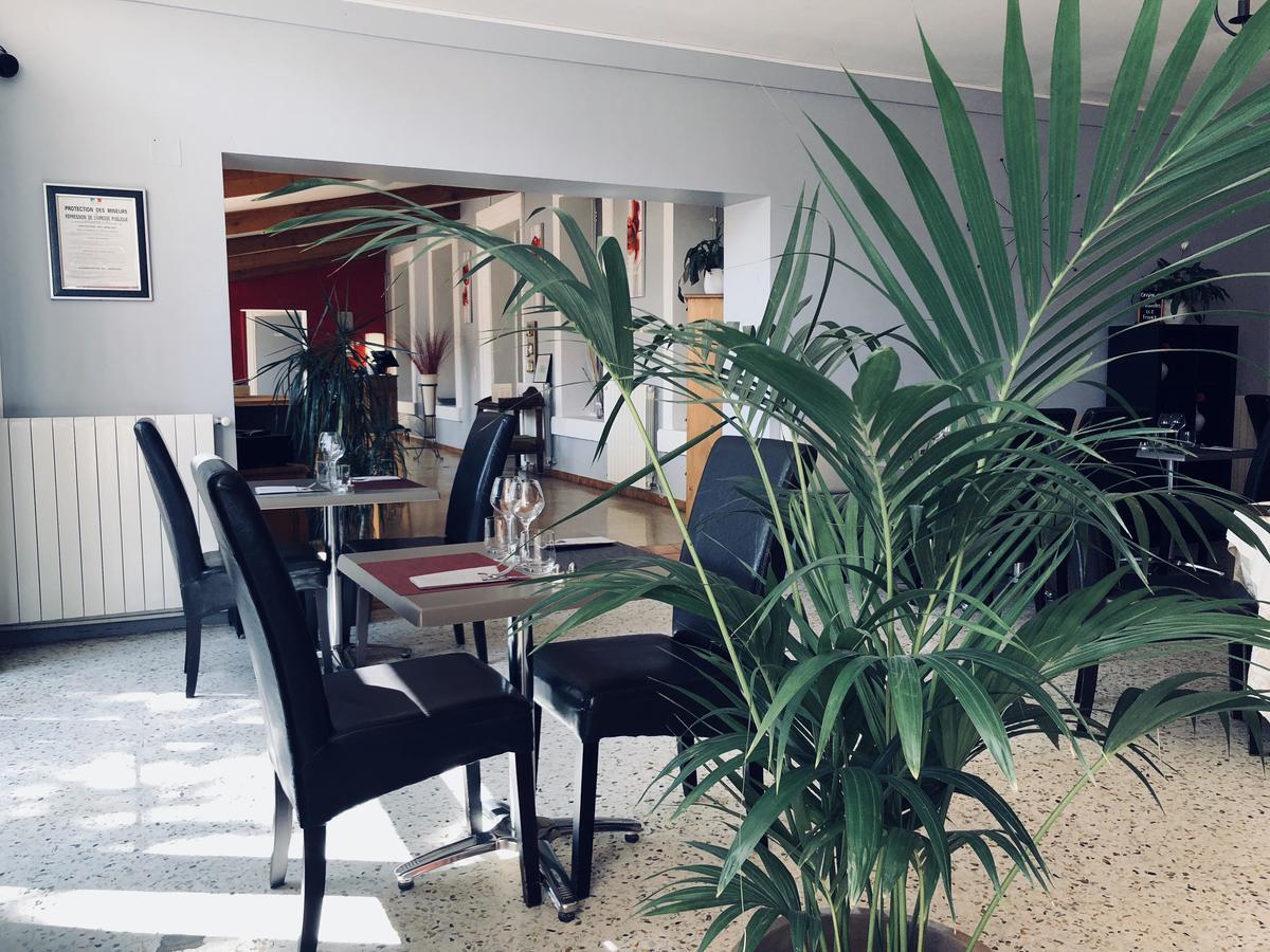 Le Clos Des Acacias Signes Exterior photo